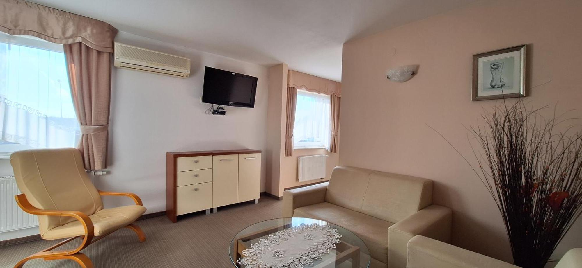 U Agaty Hotel Krosno Exterior photo