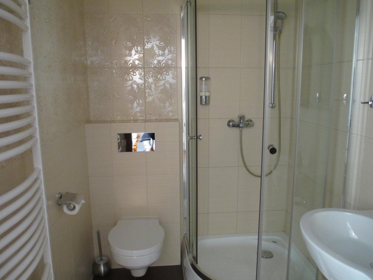 U Agaty Hotel Krosno Exterior photo